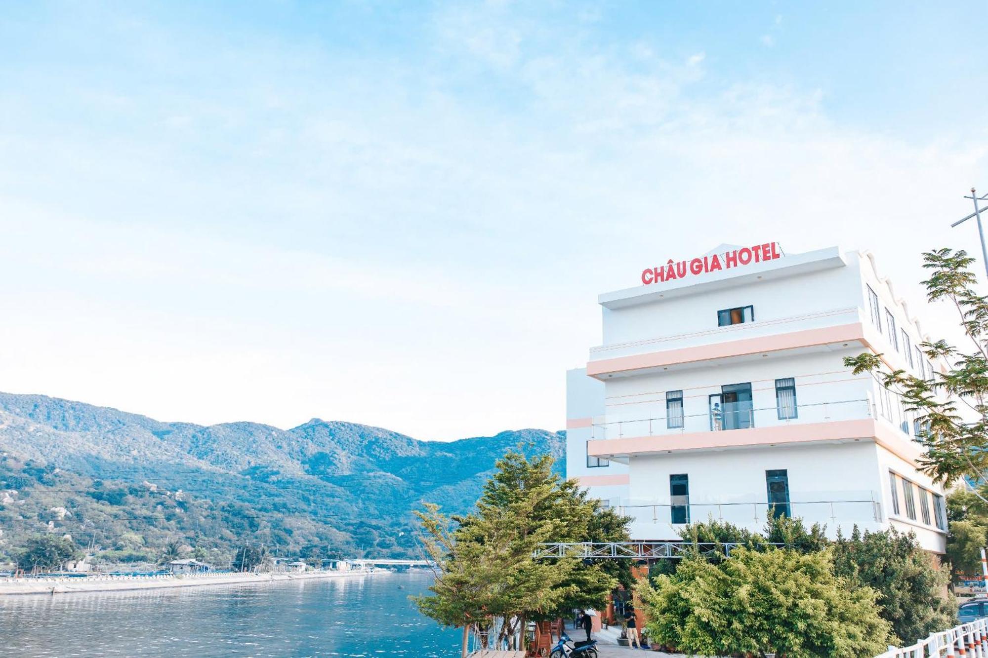 Chau Gia Hotel Vĩnh Hy Eksteriør bilde