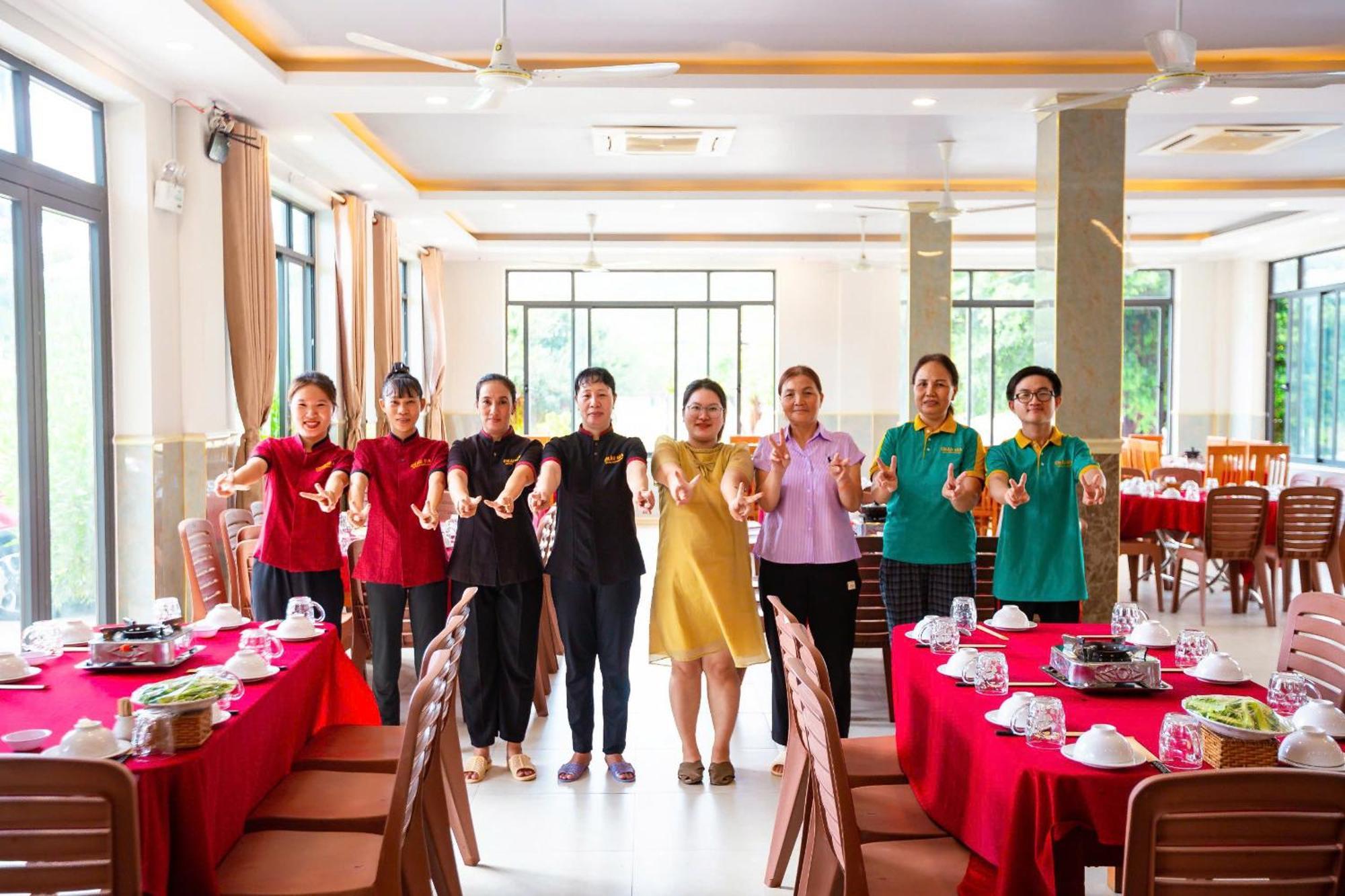Chau Gia Hotel Vĩnh Hy Eksteriør bilde